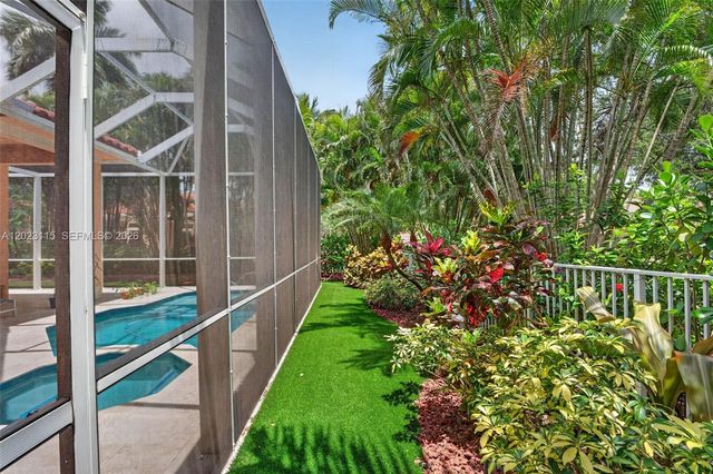 805 NW 124th Ave, Coral Springs, FL 33071