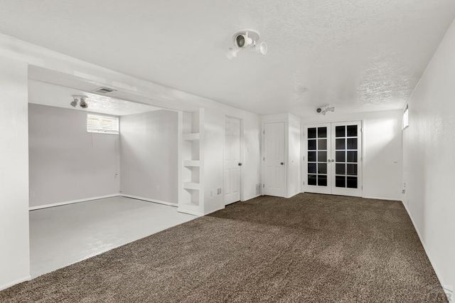 3720 Hollybrook Lane, Pueblo, CO 81005