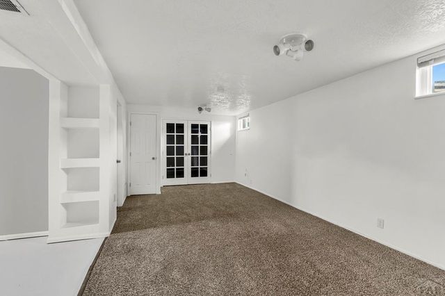3720 Hollybrook Lane, Pueblo, CO 81005