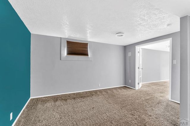 3720 Hollybrook Lane, Pueblo, CO 81005