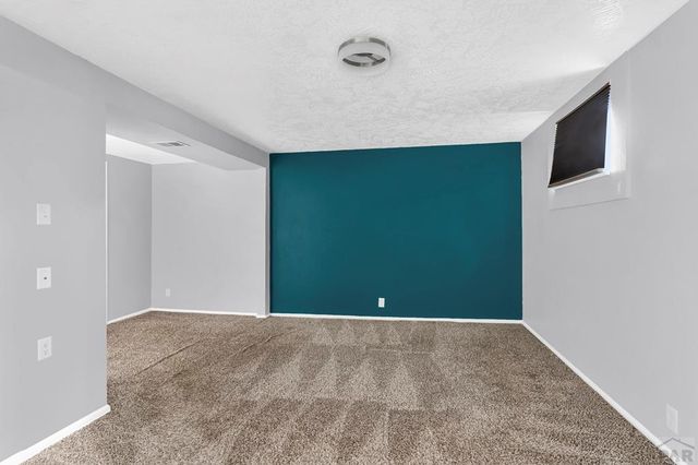 3720 Hollybrook Lane, Pueblo, CO 81005