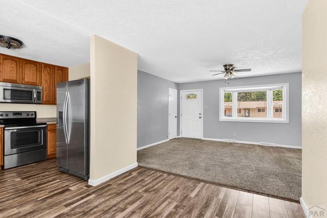 3720 Hollybrook Lane, Pueblo, CO 81005