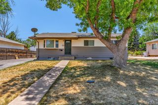 3720 Hollybrook Lane, Pueblo, CO 81005