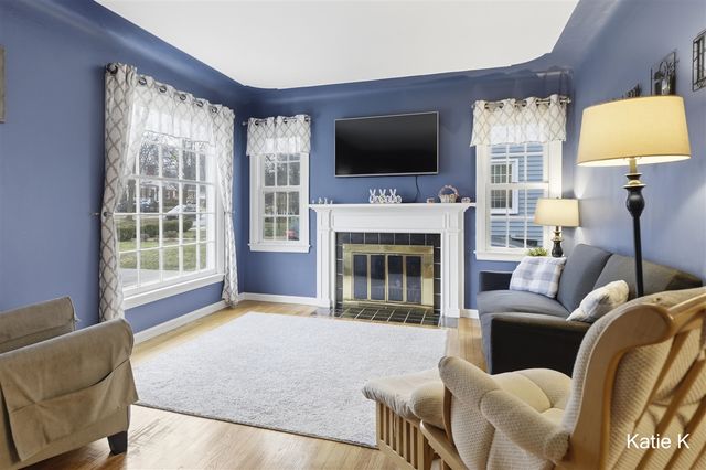 2344 Burchard Street, East Grand Rapids, MI 49506