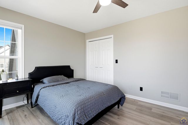 6140 SW South Pointe DR, Auburn, KS 66402