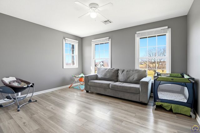6140 SW South Pointe DR, Auburn, KS 66402