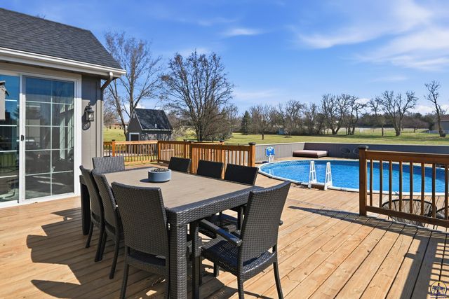 6140 SW South Pointe DR, Auburn, KS 66402