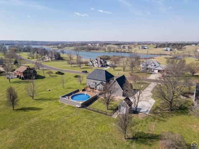 6140 SW South Pointe DR, Auburn, KS 66402