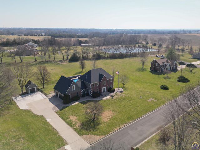 6140 SW South Pointe DR, Auburn, KS 66402