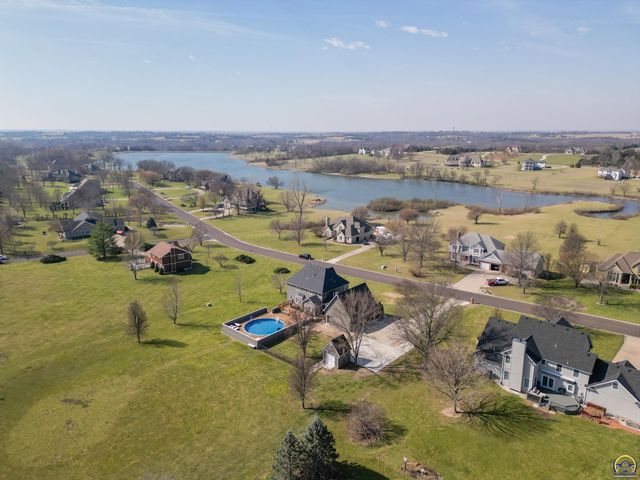 6140 SW South Pointe DR, Auburn, KS 66402