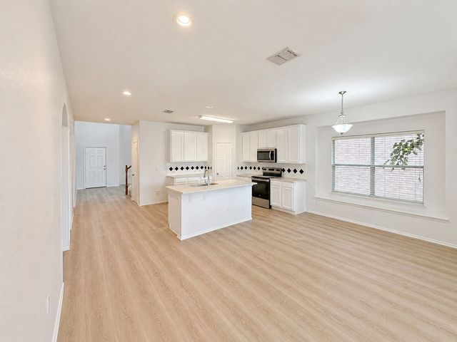 1010 Fredonia Drive, Forney, TX 75126