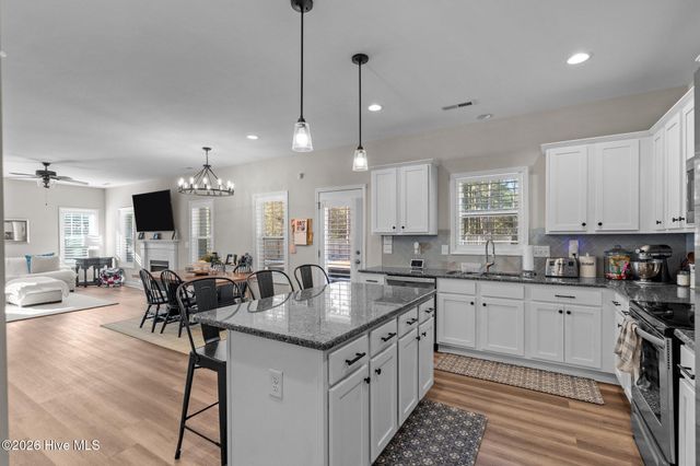 451 Gretchen Road, West End, NC 27376
