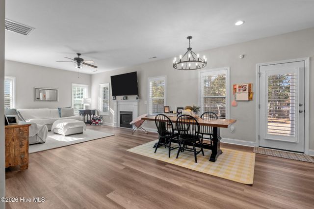 451 Gretchen Road, West End, NC 27376