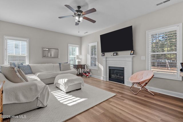 451 Gretchen Road, West End, NC 27376