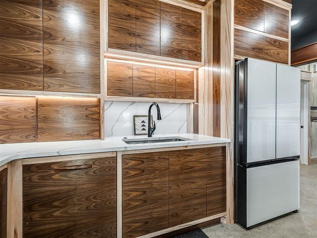 15850 N Henry Drive, Luther, OK 73054