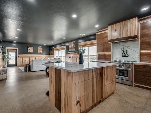 15850 N Henry Drive, Luther, OK 73054