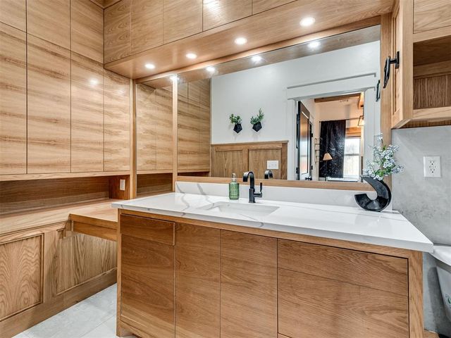 15850 N Henry Drive, Luther, OK 73054