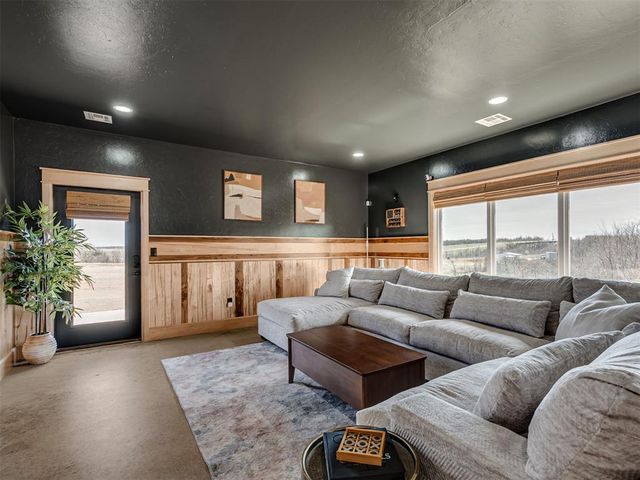 15850 N Henry Drive, Luther, OK 73054