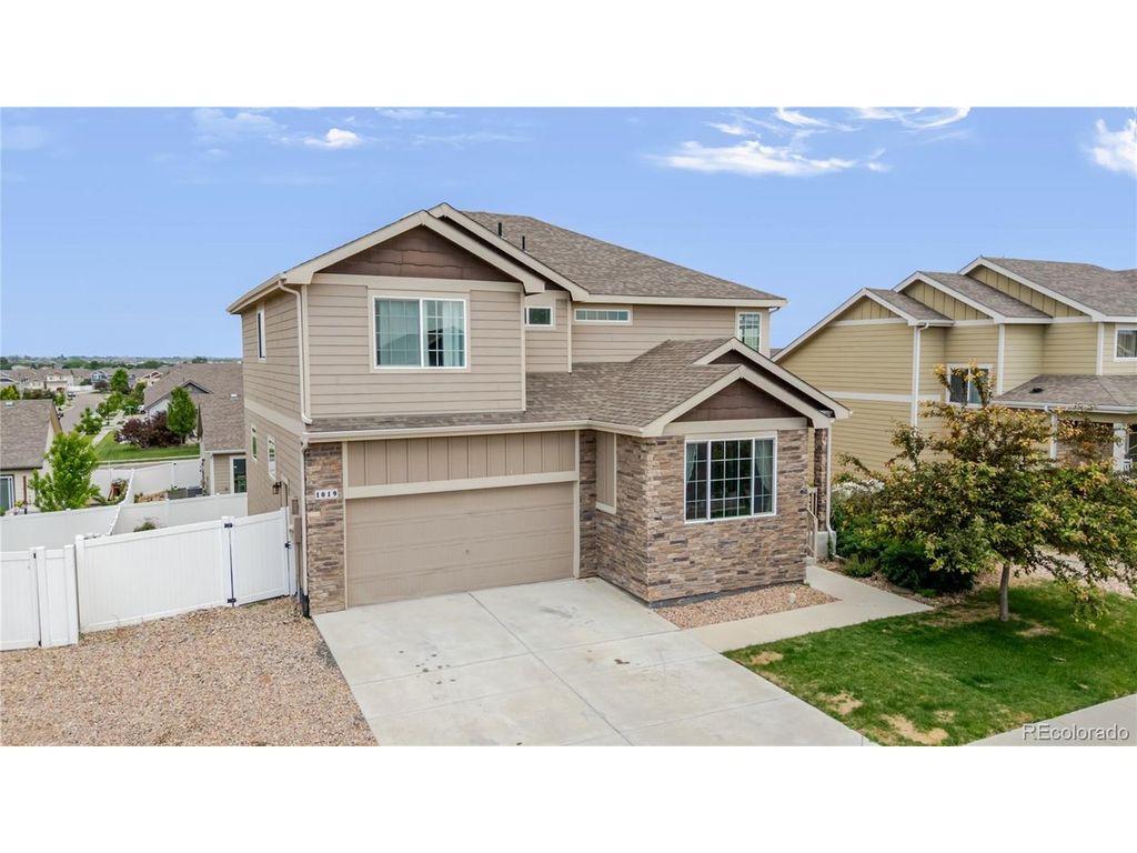 1019 Mount Oxford Ave, Windsor, CO 80550