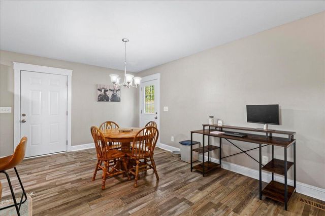 3210 Crow Road NE, Dalton, GA 30721