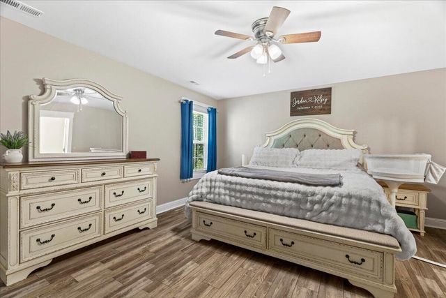 3210 Crow Road NE, Dalton, GA 30721