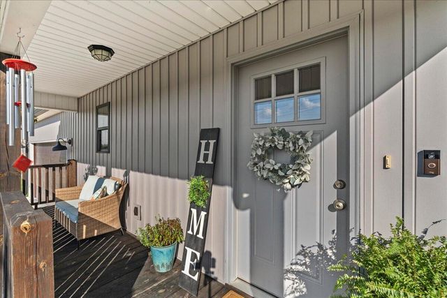 3210 Crow Road NE, Dalton, GA 30721
