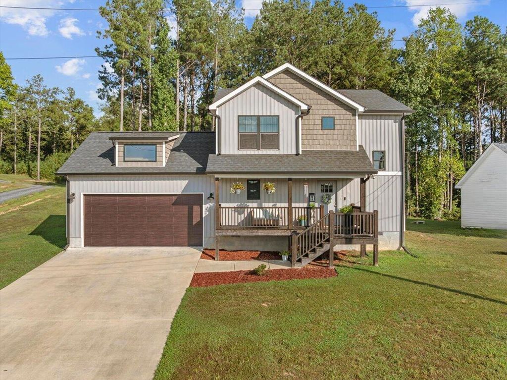 3210 Crow Road NE, Dalton, GA 30721