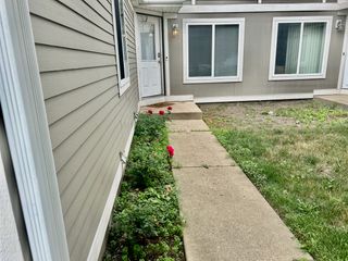 2732 Wilshire Court, Aurora, IL 60502