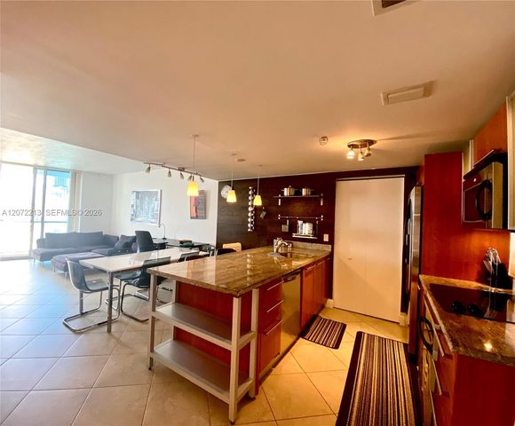 185 SW 7th Street 1607, Miami, FL 33130