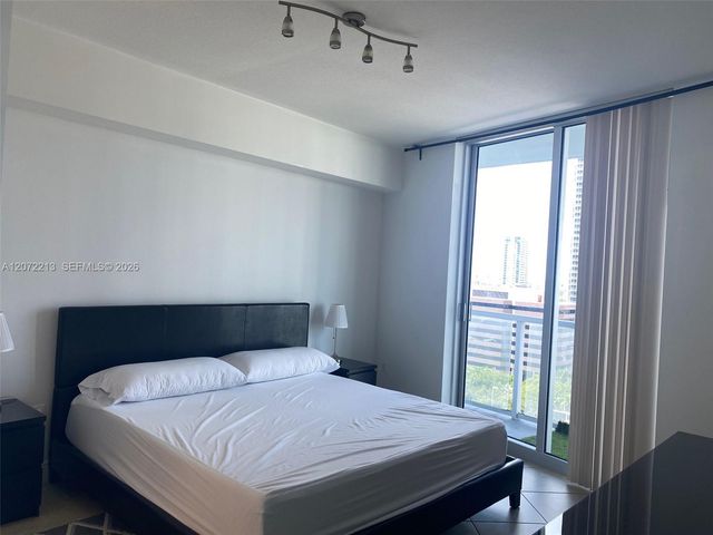 185 SW 7th Street 1607, Miami, FL 33130