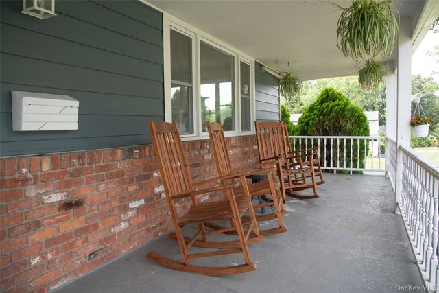 206 W Central Avenue, Pearl River, NY 10965