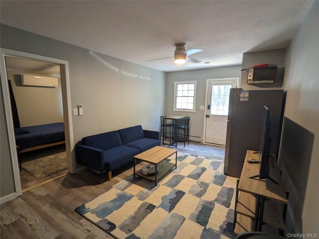 206 W Central Avenue, Pearl River, NY 10965
