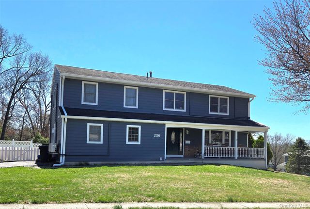 206 W Central Avenue, Pearl River, NY 10965