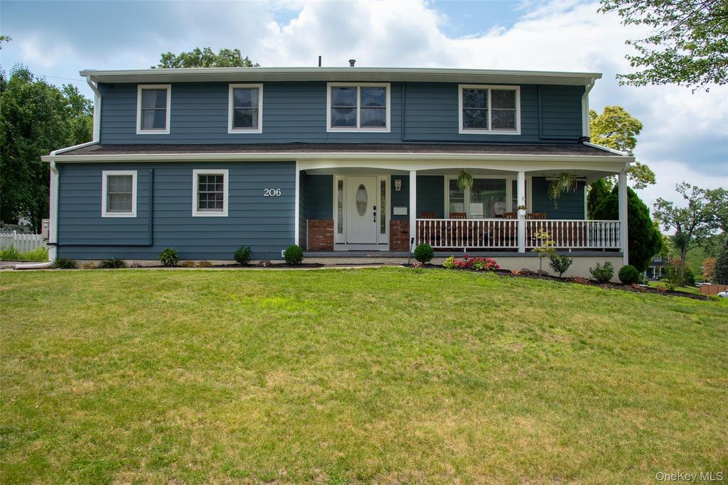 206 W Central Avenue, Pearl River, NY 10965
