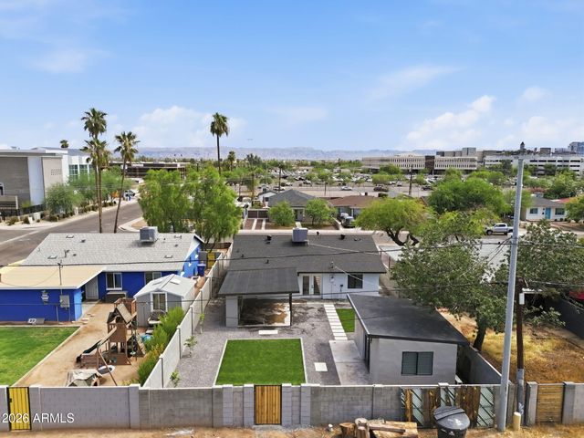 1238 E ALMERIA Road, Phoenix, AZ 85006