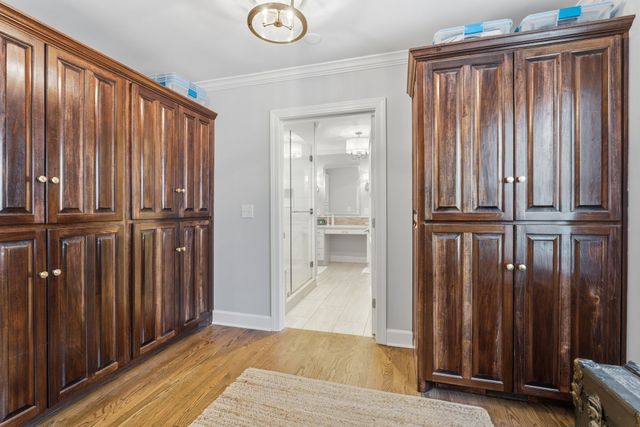 1084 Lynnwood Blvd, Nashville, TN 37215