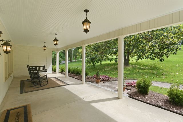 1084 Lynnwood Blvd, Nashville, TN 37215