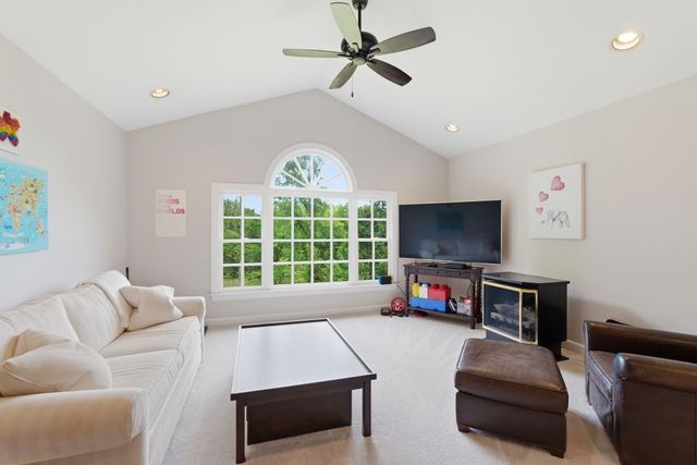 1084 Lynnwood Blvd, Nashville, TN 37215