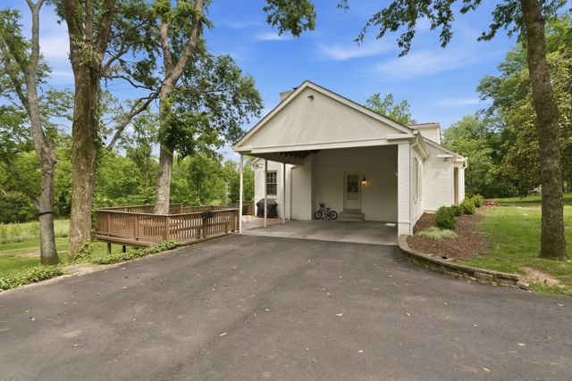 1084 Lynnwood Blvd, Nashville, TN 37215