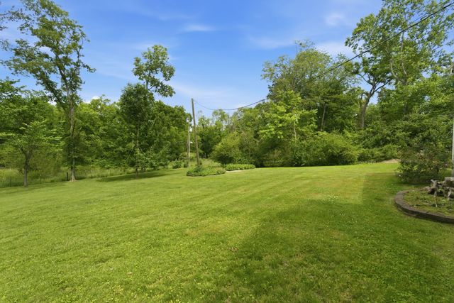 1084 Lynnwood Blvd, Nashville, TN 37215