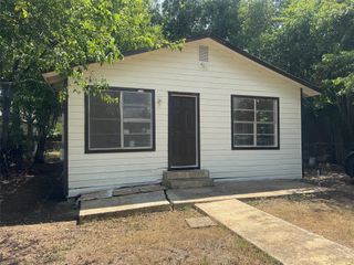 410 Railroad ST, San Marcos, TX 78666