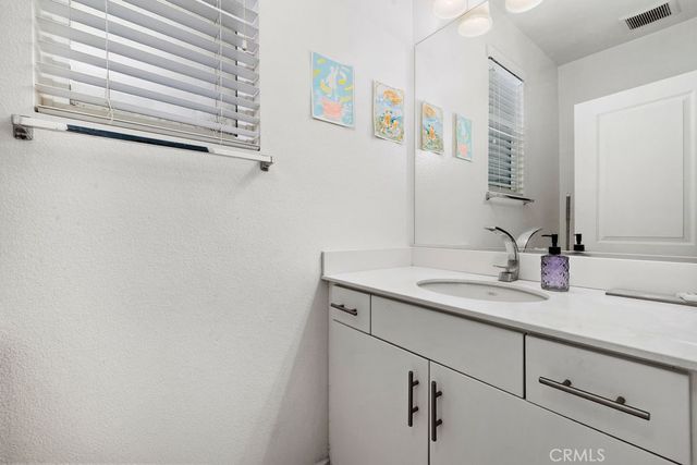 3933 Iron Mountain, Jurupa Valley, CA 92509
