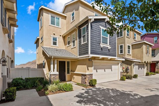 3933 Iron Mountain, Jurupa Valley, CA 92509
