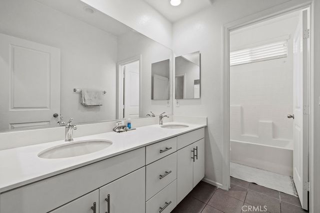 3933 Iron Mountain, Jurupa Valley, CA 92509