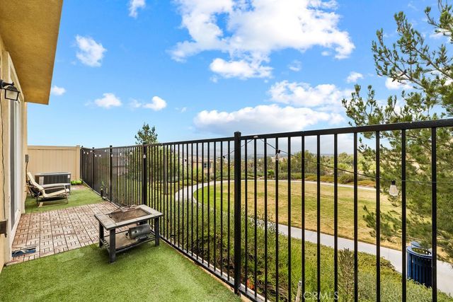 3933 Iron Mountain, Jurupa Valley, CA 92509