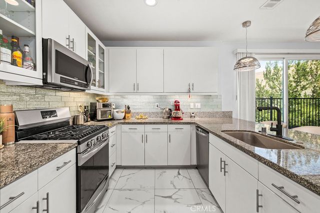 3933 Iron Mountain, Jurupa Valley, CA 92509