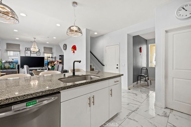 3933 Iron Mountain, Jurupa Valley, CA 92509