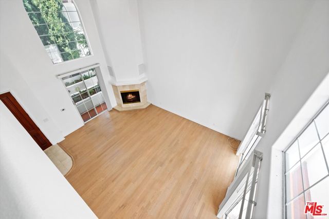 1338 Yale Street D, Santa Monica, CA 90404