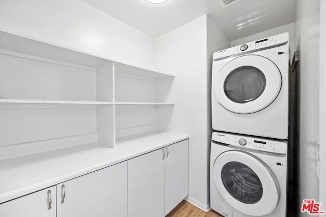 1338 Yale Street D, Santa Monica, CA 90404