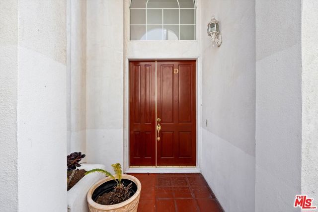 1338 Yale Street D, Santa Monica, CA 90404